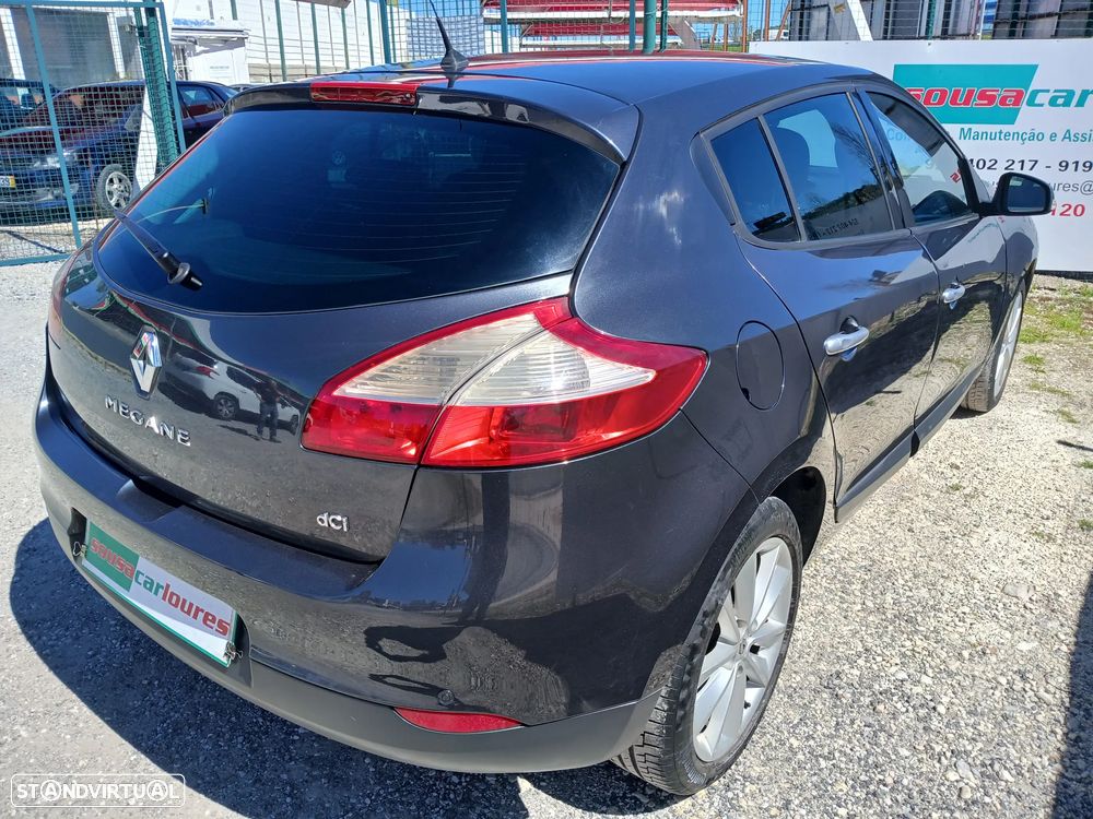 Renault Mégane 1.5 dCi Dynamique - 9