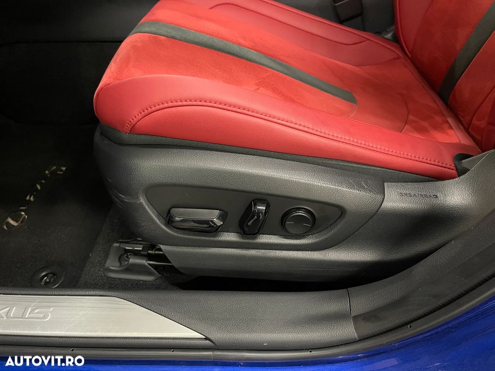 Lexus UX 250h F SPORT - 24