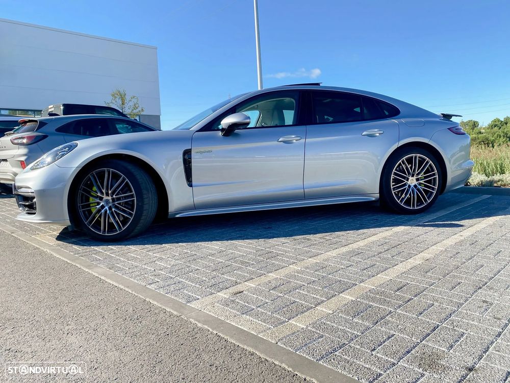 Porsche Panamera 4 E-Hybrid Executive - 5