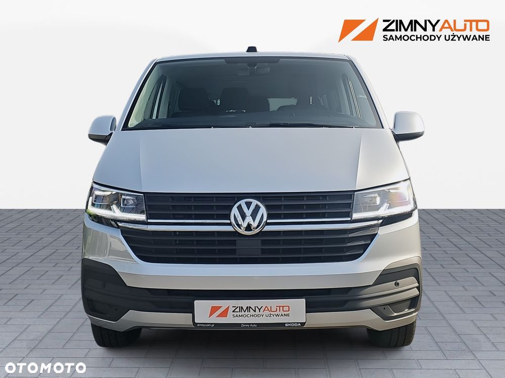 Volkswagen Caravelle - 10