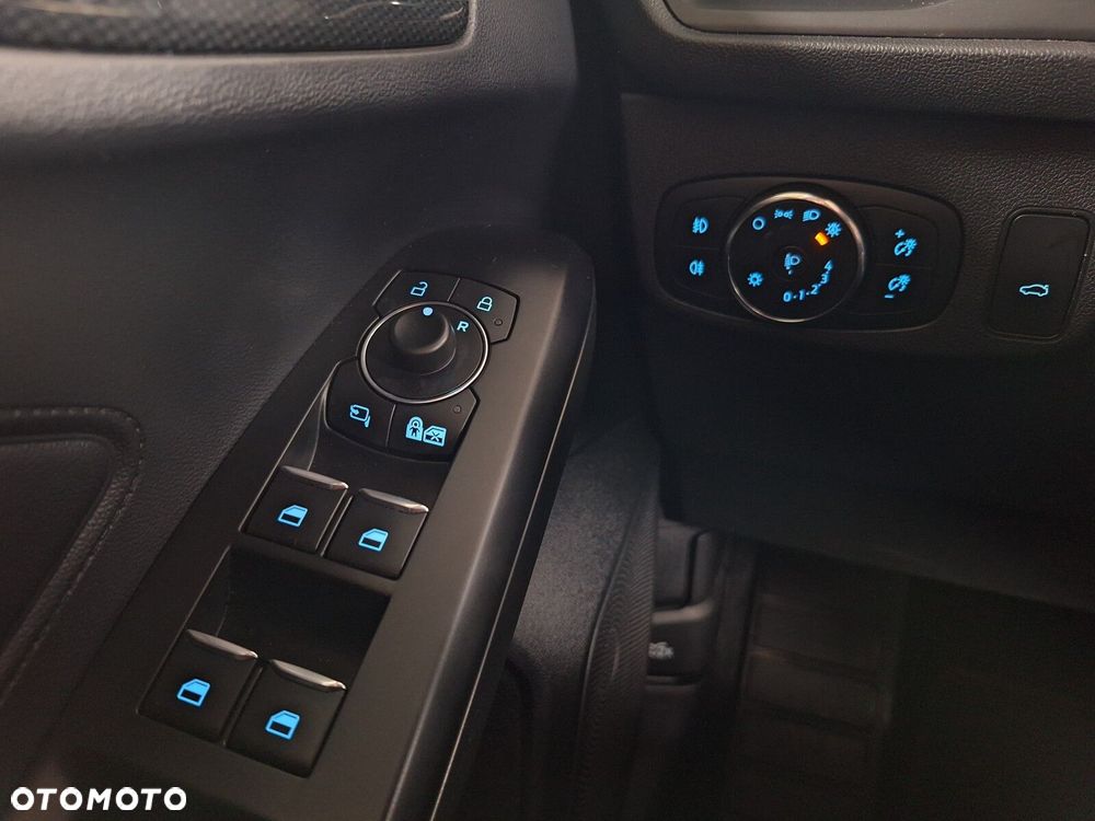 Ford Focus SW 1.5 EcoBoost ST-Line X - 40