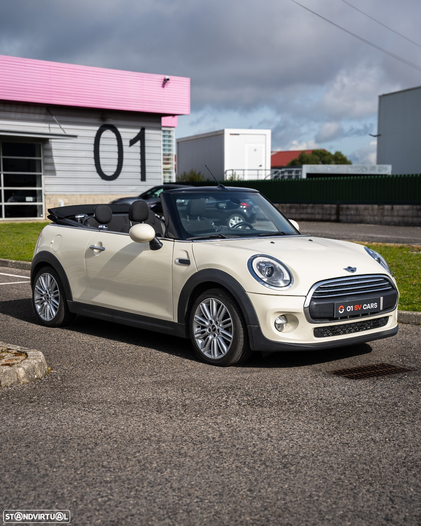 MINI Cabrio Cooper D - 7