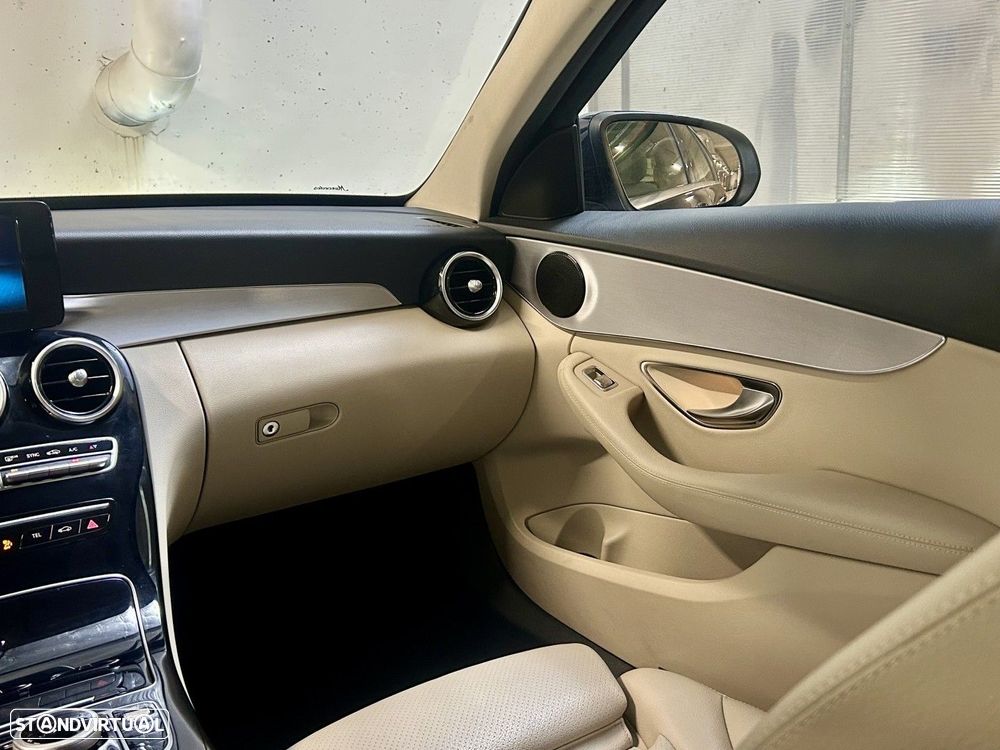 Mercedes-Benz C 220 d Avantgarde - 48