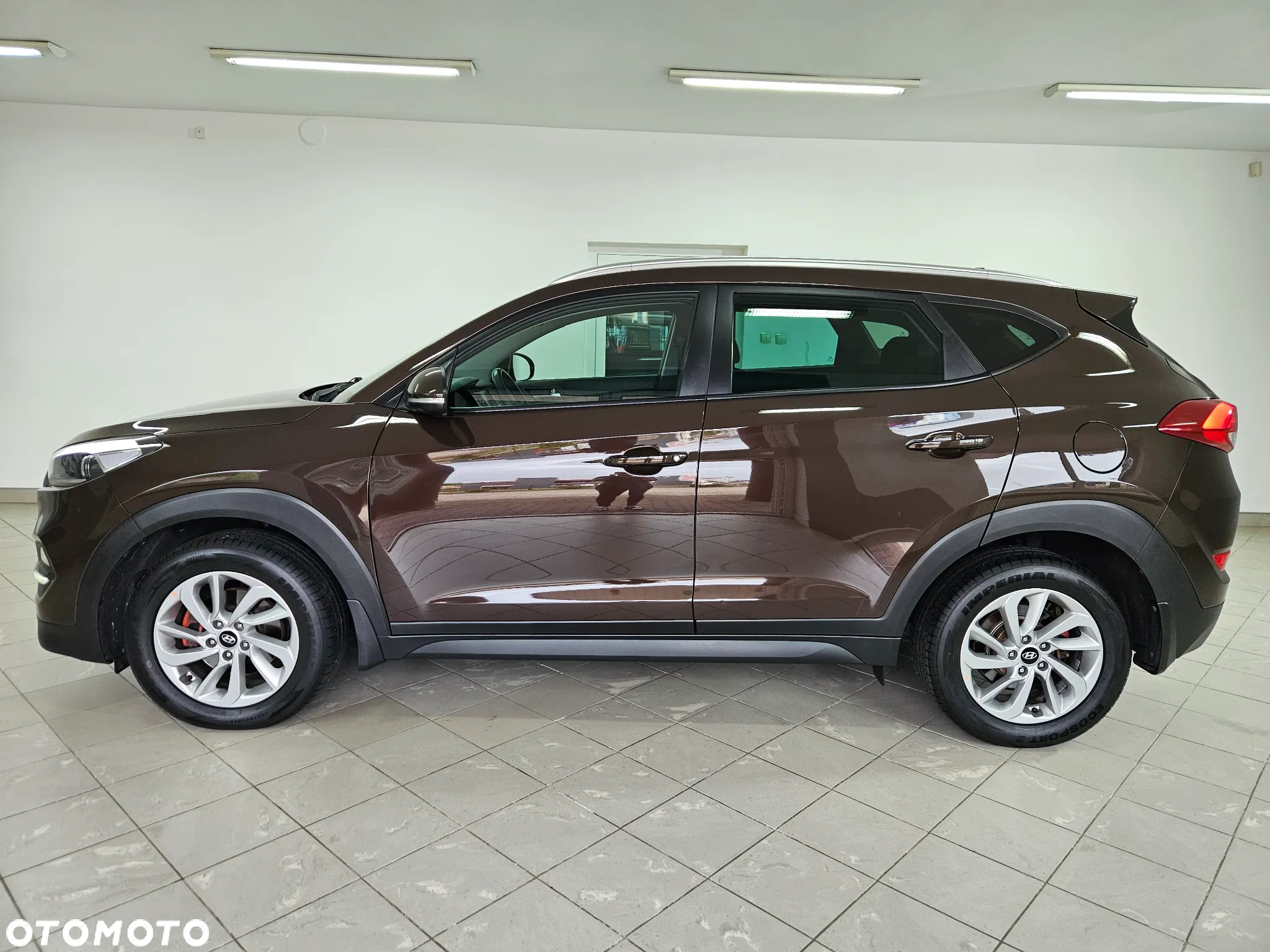 Hyundai Tucson 2.0 CRDI Premium 4WD - 6