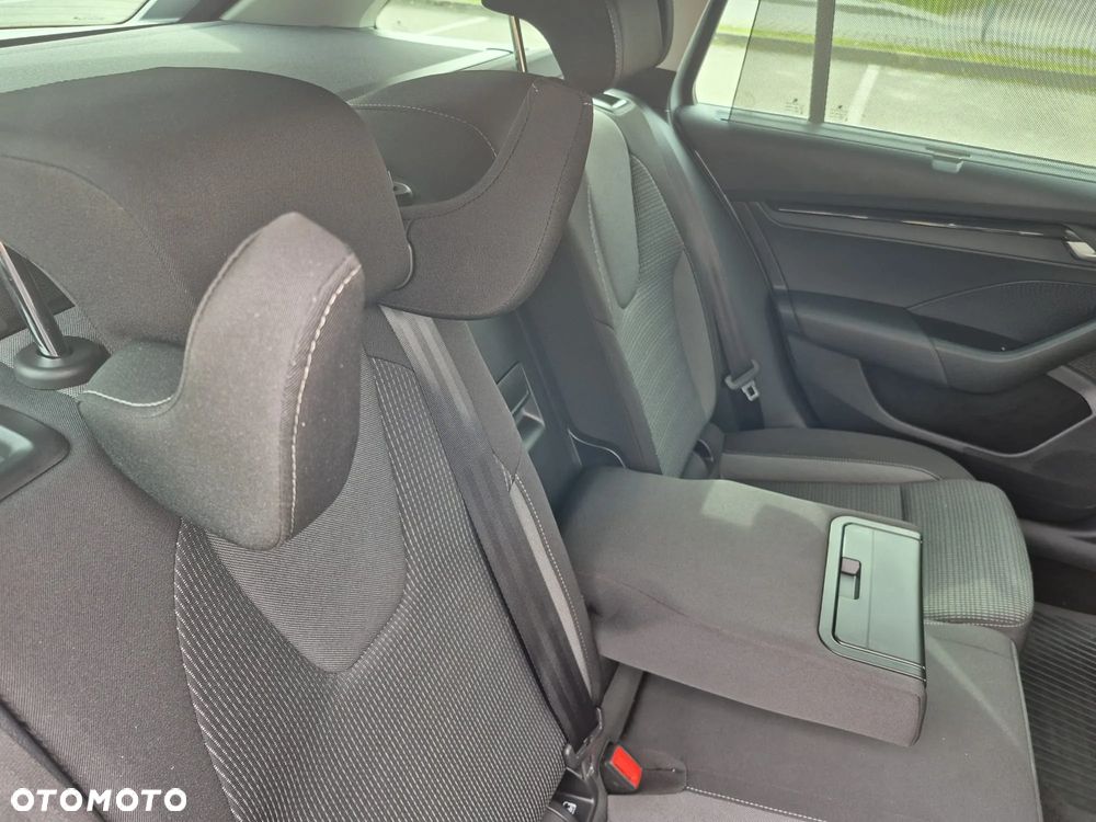 Skoda Octavia 1.5 TSI Selection - 14