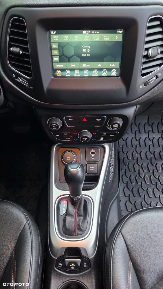 Jeep Compass 2.4I 4x4 Automatik Limited - 19