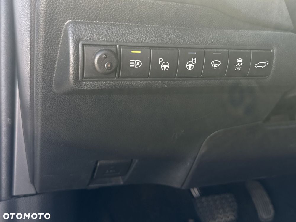 Toyota Corolla - 18