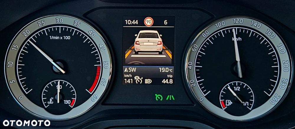 Skoda Karoq 1.6 TDI 4x2 Ambition - 17