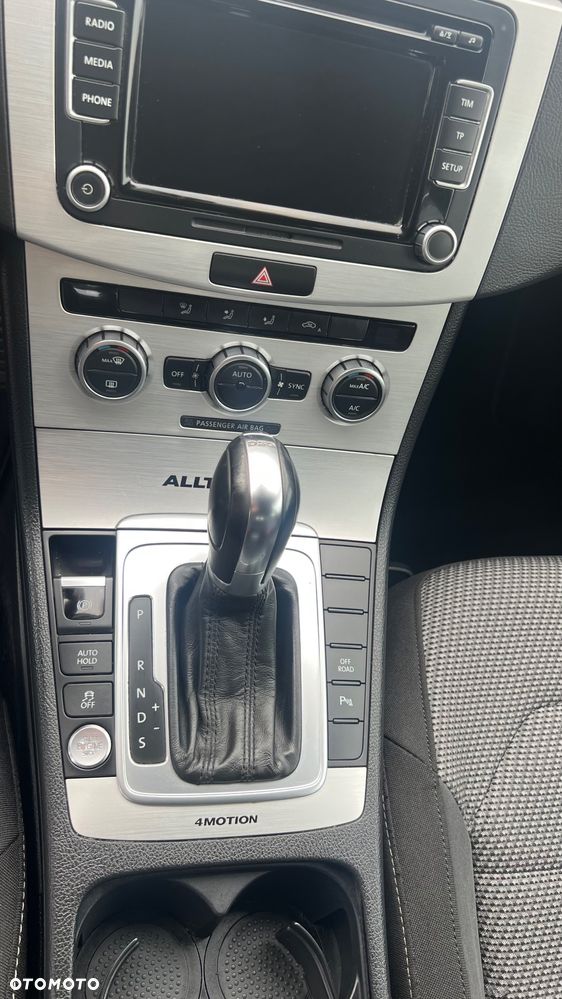 Volkswagen Passat Alltrack - 10
