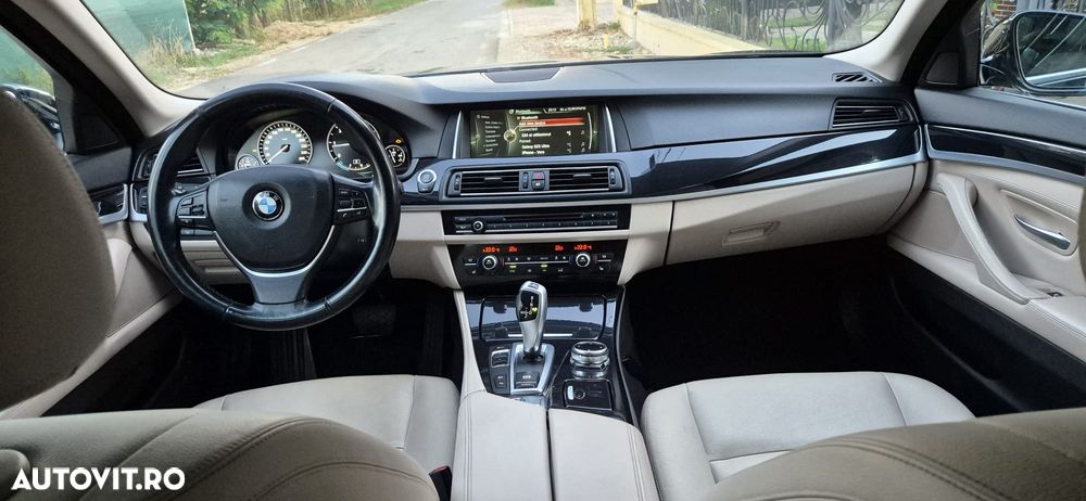 BMW Seria 5 525d Aut. Luxury Line - 24
