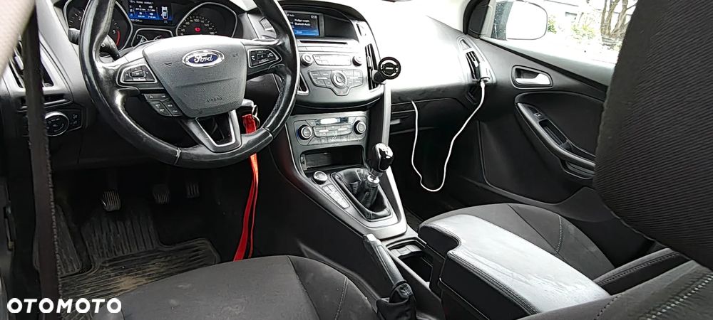 Ford Focus 1.5 TDCi Trend - 32