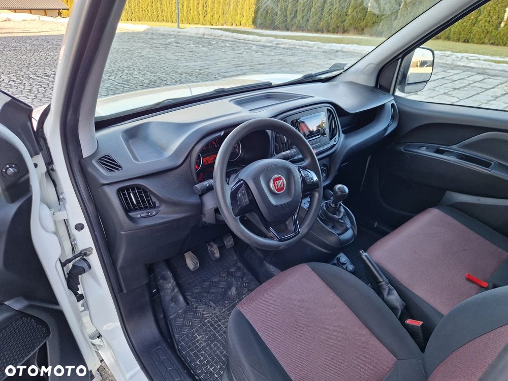 Fiat Doblo Furgon 3 Osobowy - 13