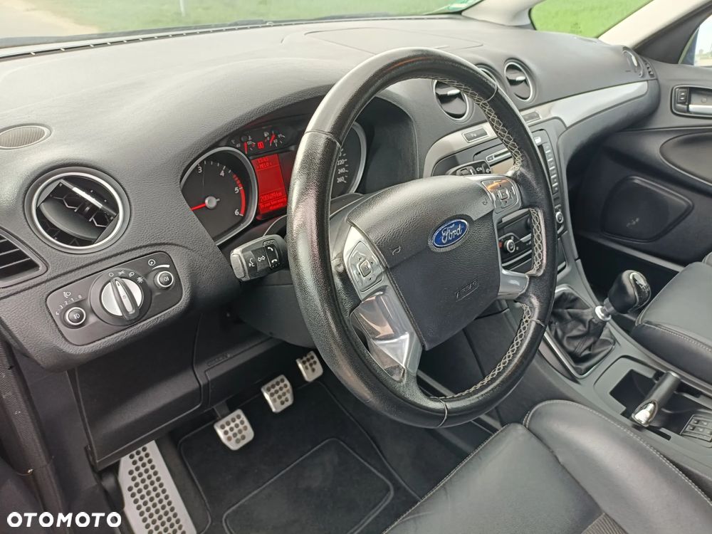 Ford S-Max 2.0 TDCi DPF Titanium - 17