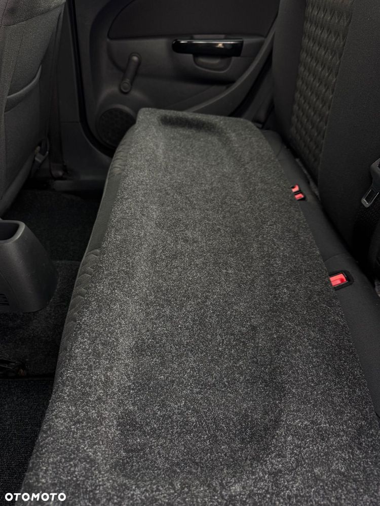 Opel Corsa - 25