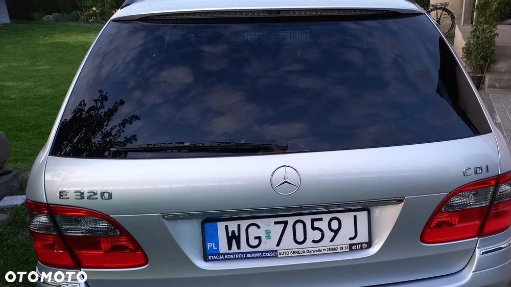 Mercedes-Benz Klasa E 320 CDI 7G-TRONIC Avantgarde DPF - 4