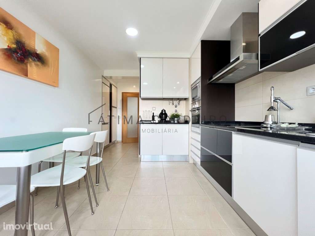 Fantástico T3 completamente Mobilado e Equipada no Montijo - Grande imagem: 2/33