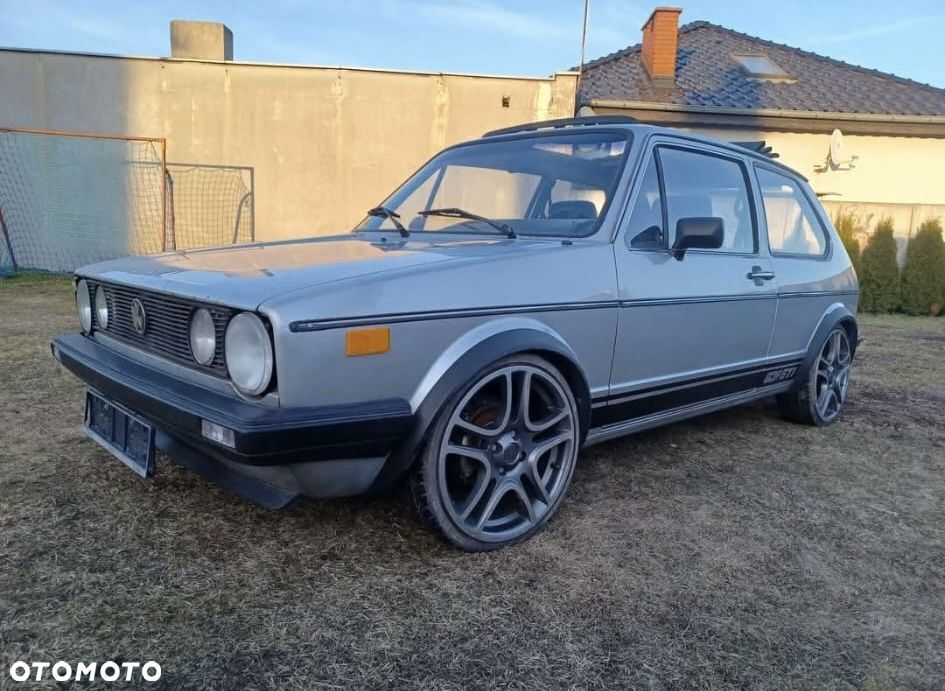 Volkswagen Golf 1.6 / 1.6 C - 1