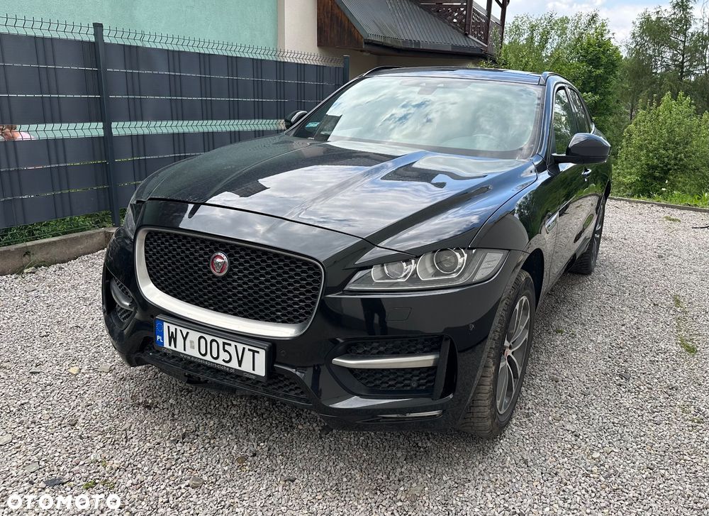 Jaguar F-Pace - 1