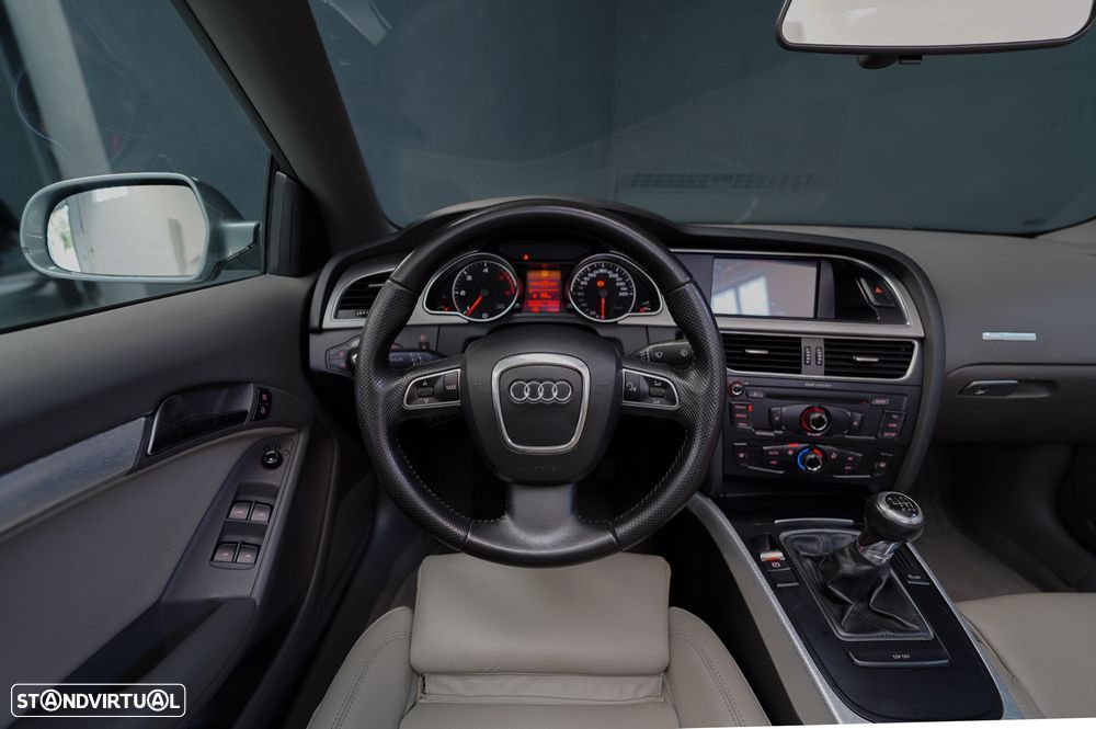 Audi A5 Cabrio 2.0 TDi - 15