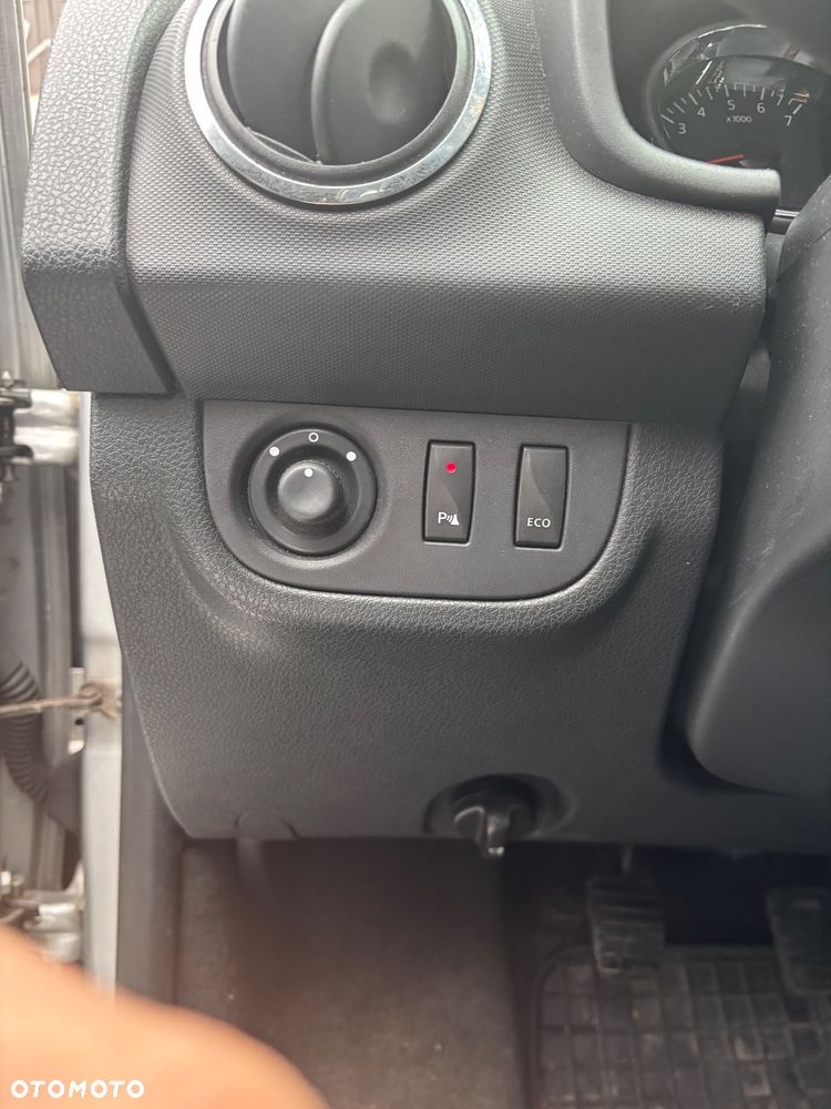 Dacia Sandero Stepway 1.5 dCi - 17