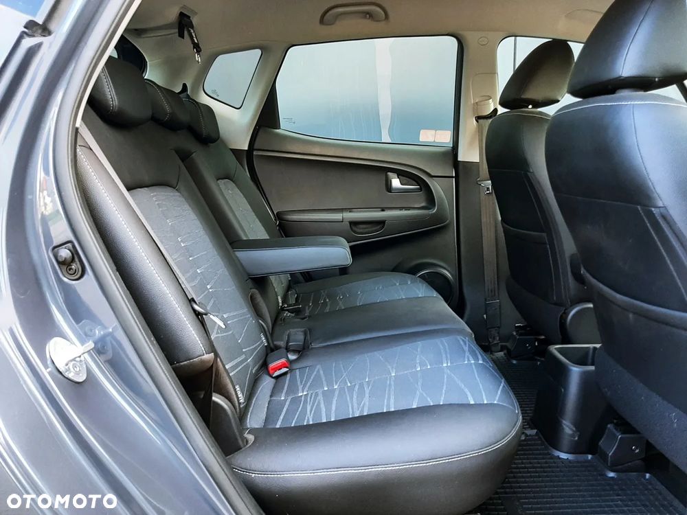 Kia Venga 1.6 L - 32