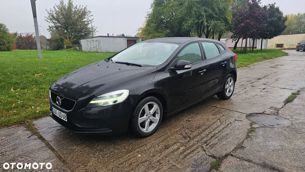 Volvo V40 D2 Momentum - 3