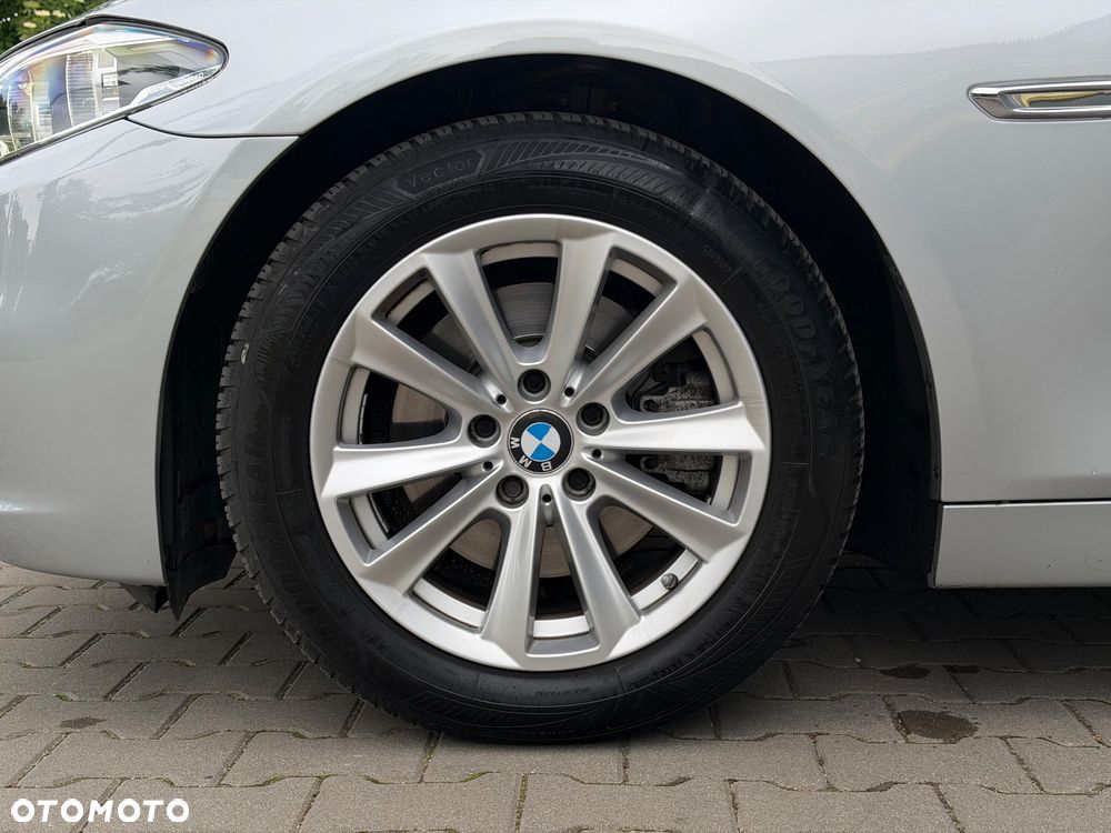 BMW Seria 5 - 35