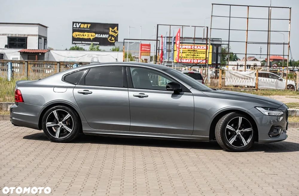 Volvo S90 D4 R-Design - 3