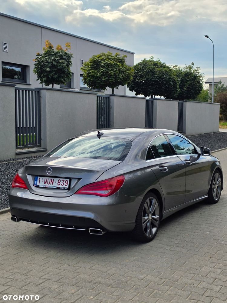 Mercedes-Benz CLA 200 CDI AMG Line - 9