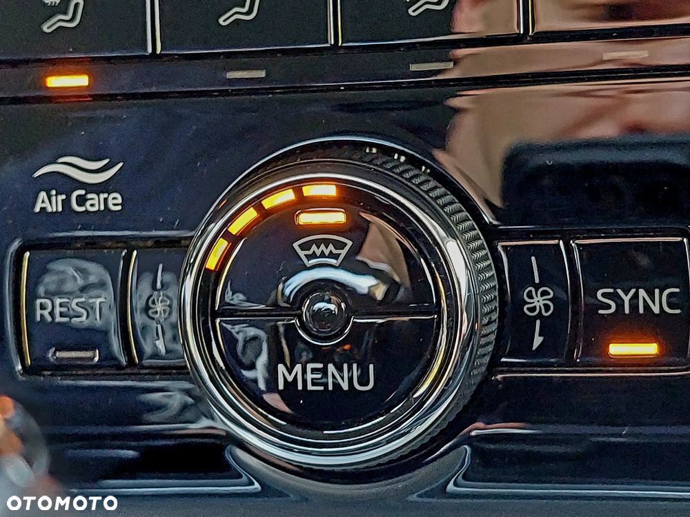 Skoda Superb 2.0 TDI SCR Ambition DSG - 24