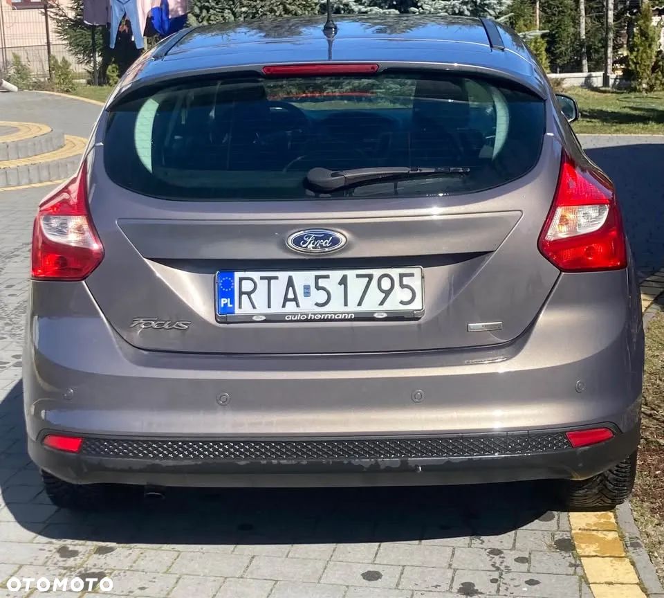 Ford Focus Turnier 1.0 EcoBoost Start-Stopp-System Titanium - 2