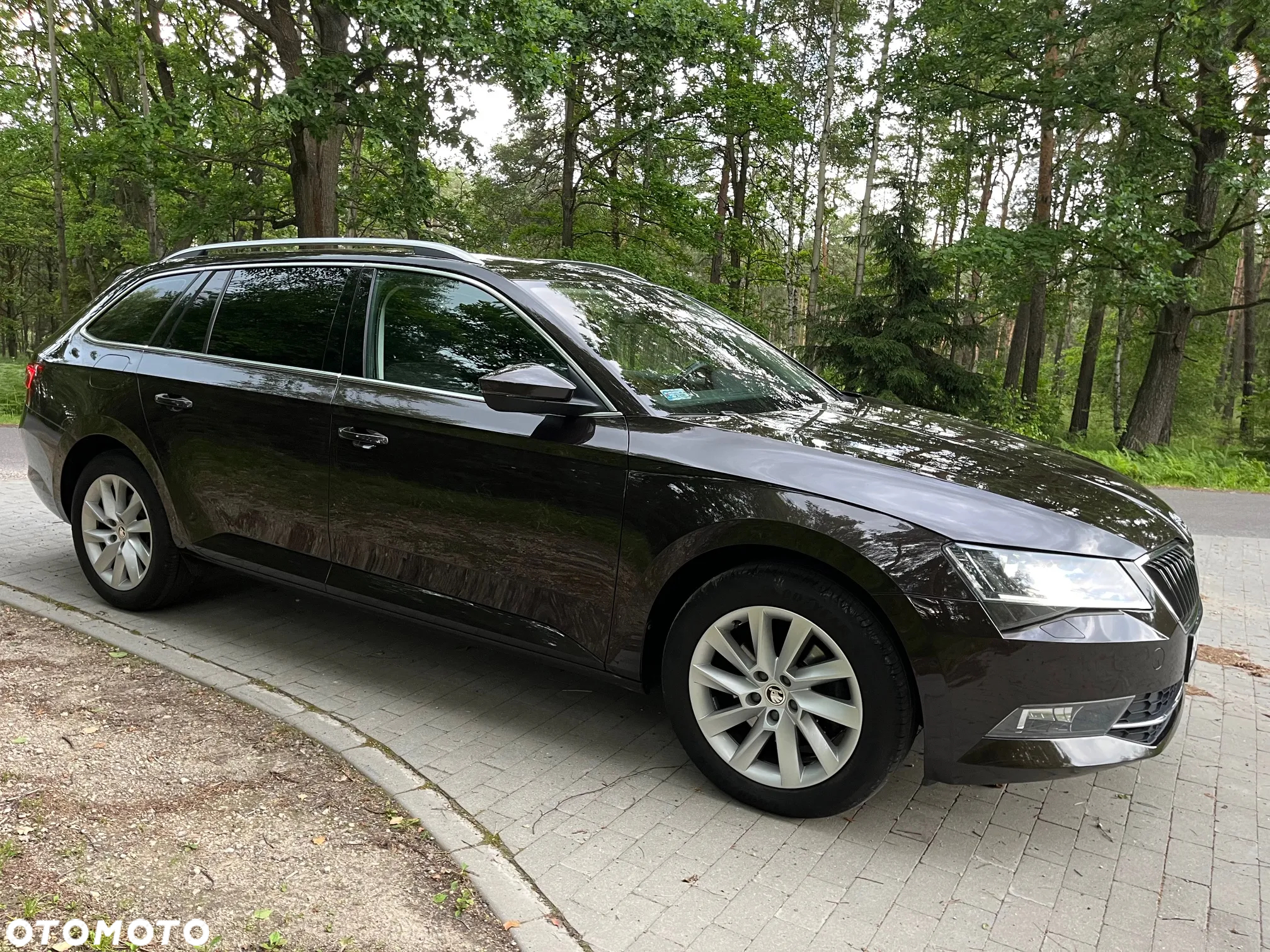 Skoda Superb 2.0 TDI Style - 11