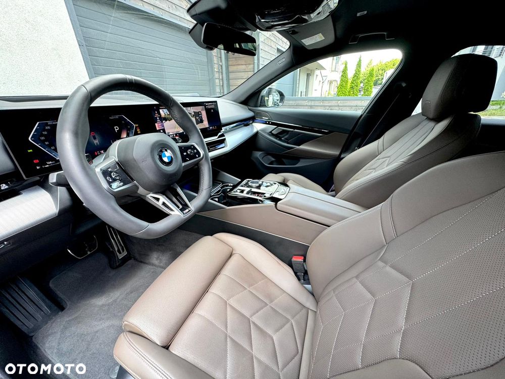 BMW Seria 5 - 22