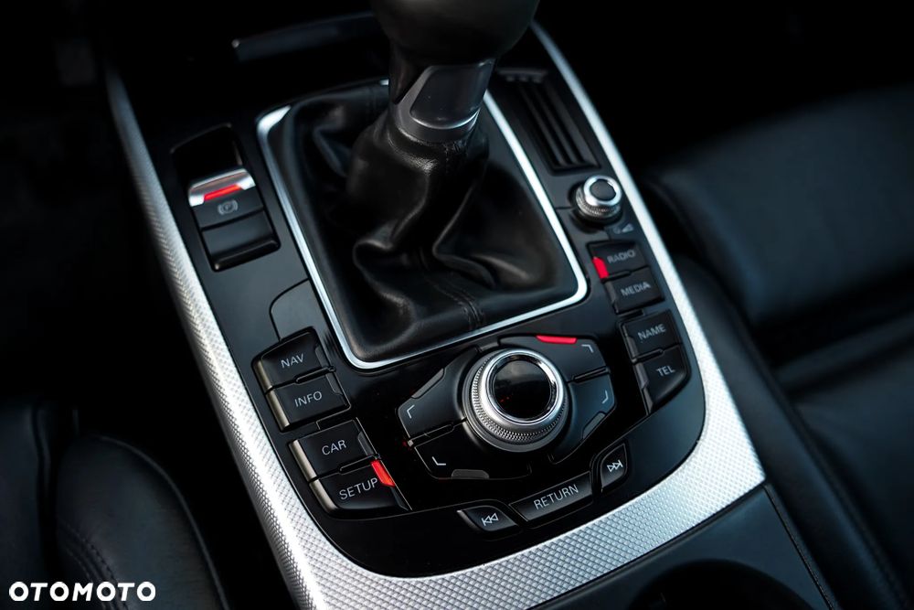 Audi A4 Avant 1.8 TFSI Ambiente - 39