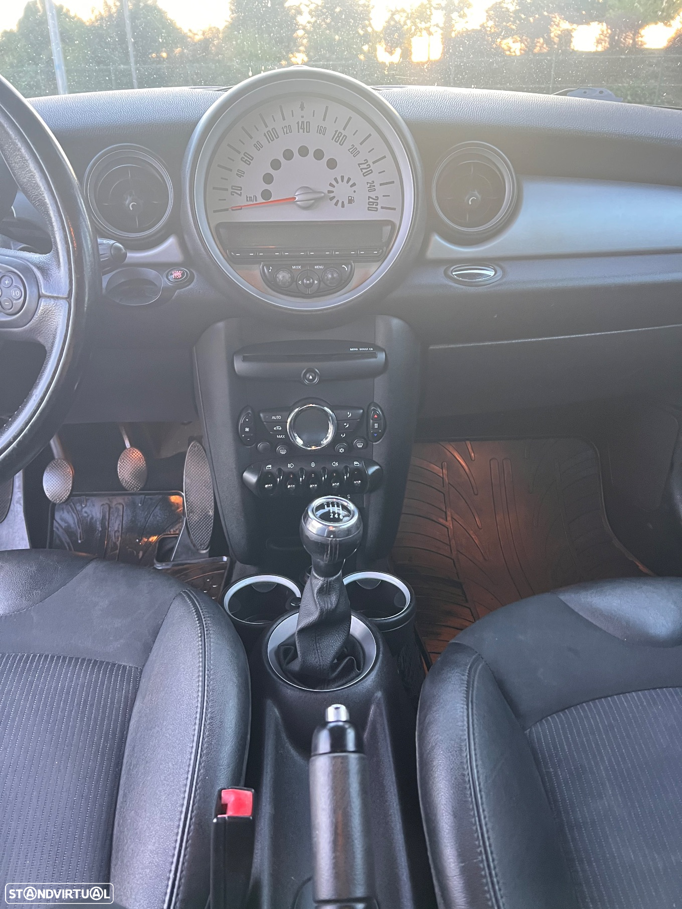 MINI 3 Portas Cooper D - 19