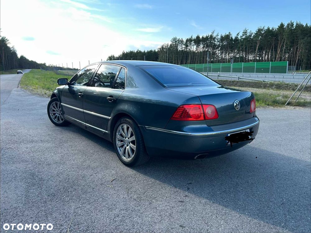 Volkswagen Phaeton - 3