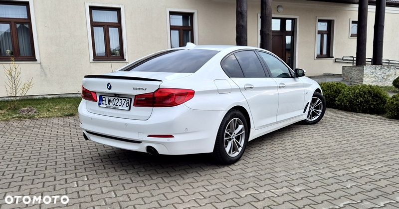 BMW Seria 5 520d Efficient Dynamics Sport Line sport - 4