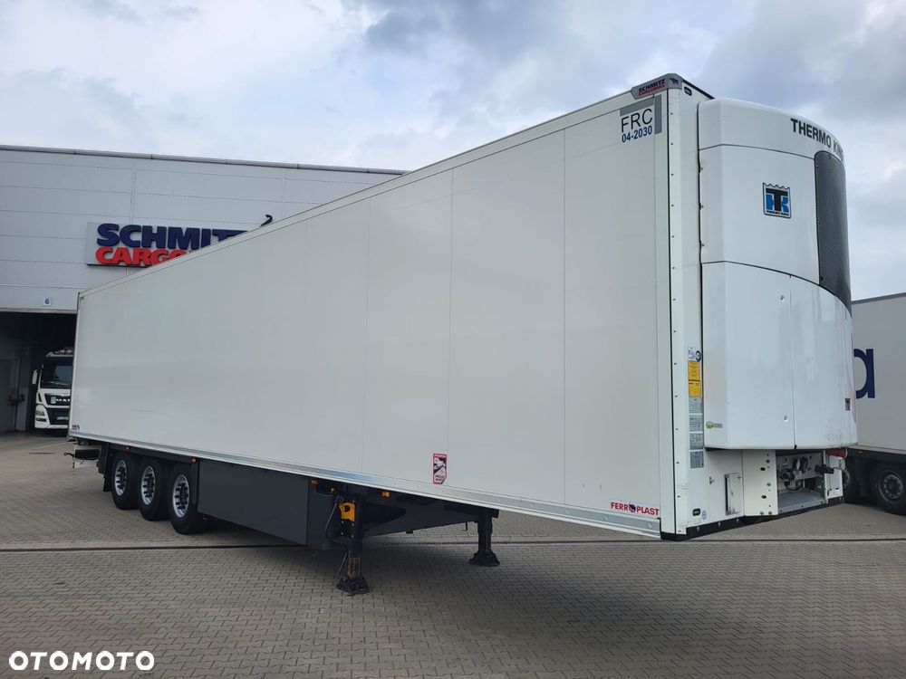 Schmitz Cargobull Kwiatówka; ThermoKing SLXi300; szyna STD; uchwyty promowe - 2