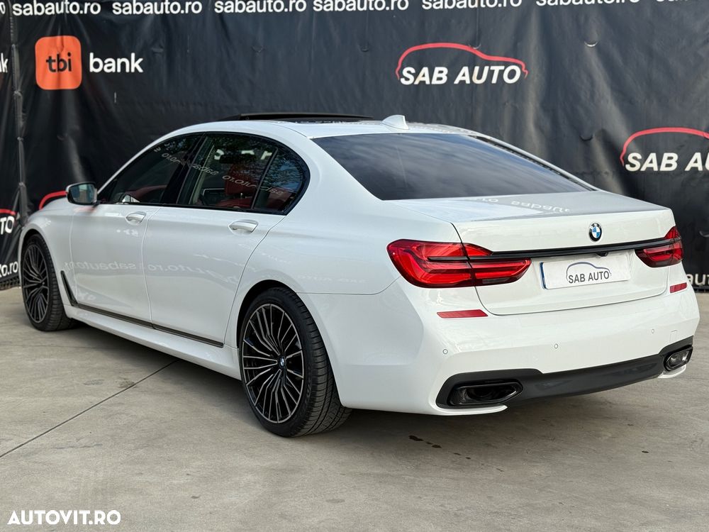BMW Seria 7 740Li - 26
