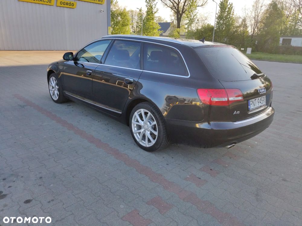 Audi A6 - 4