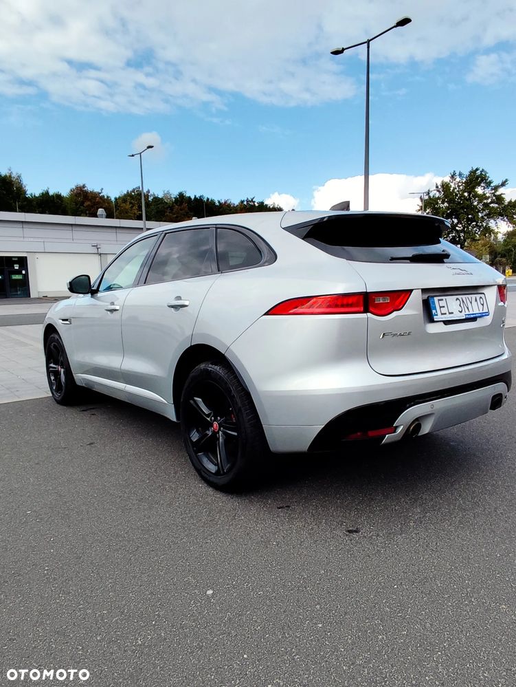 Jaguar F-Pace - 6