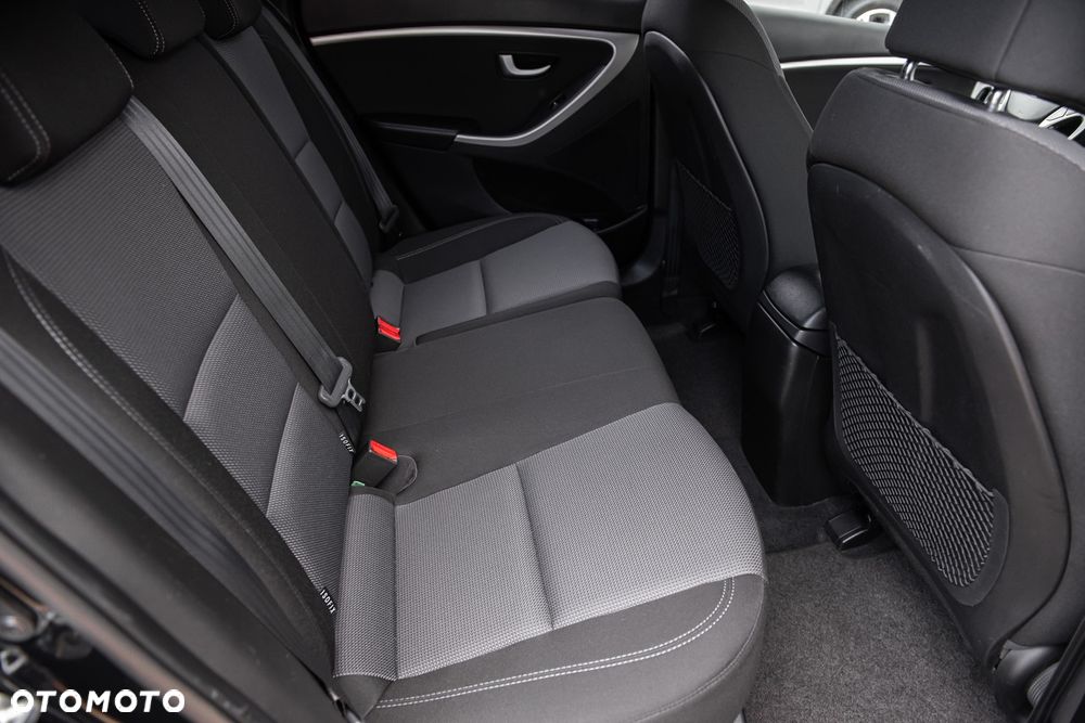 Hyundai i30 - 27