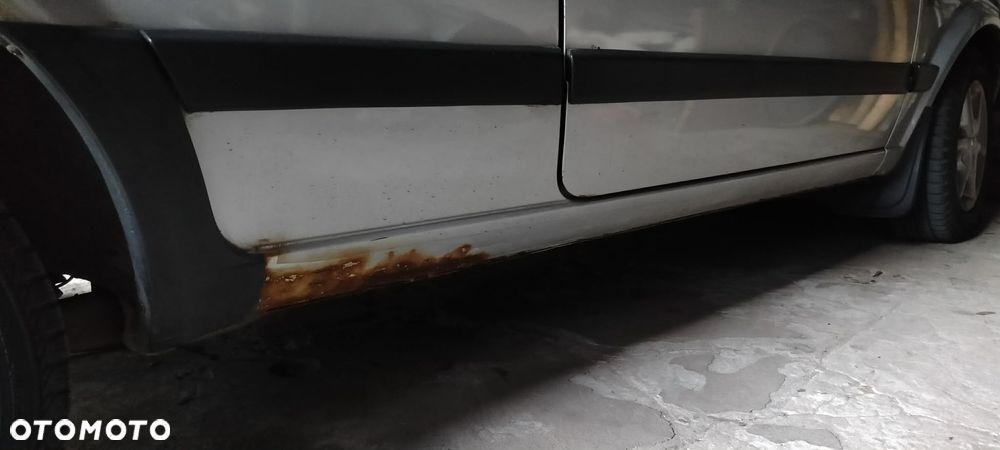 Volkswagen Golf 1.6 CL - 9