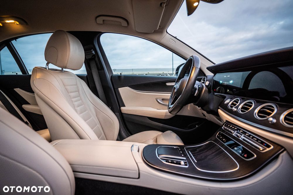 Mercedes-Benz Klasa E 400 d 4Matic 9G-TRONIC Avantgarde - 8