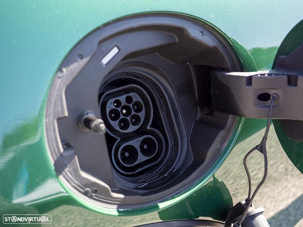 MINI 3 Portas Cooper SE Essential - 16