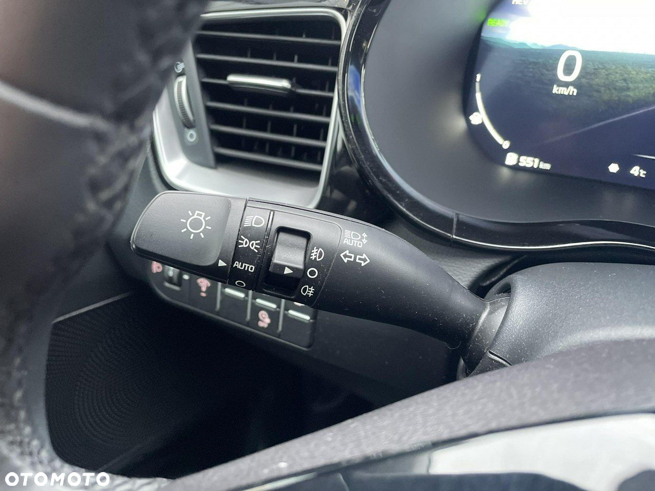 Kia XCeed - 22