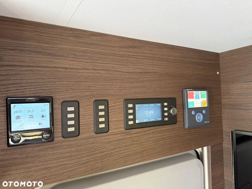 Adria Supersonic 890 LC - 35