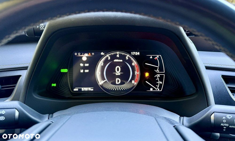 Lexus UX - 18
