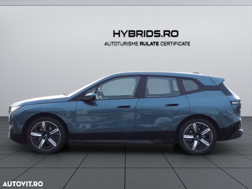 BMW iX xDrive40 - 5