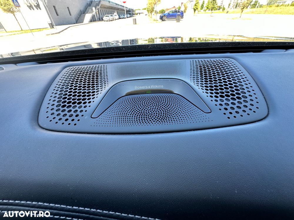 BMW Seria 7 745e - 34